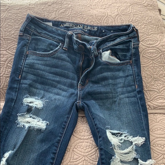 Bundle of 3 pairs of jeans, 1 Capri, and 1 short - Picture 3 of 3